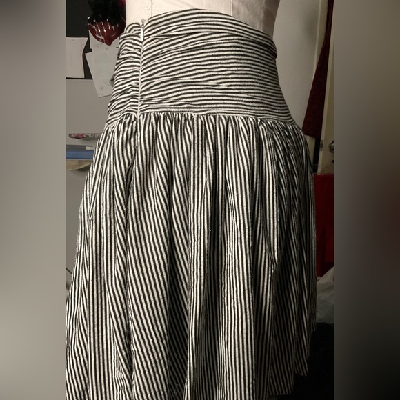 Striped High Waisted Knit Skirt - Picture 3 of 5
